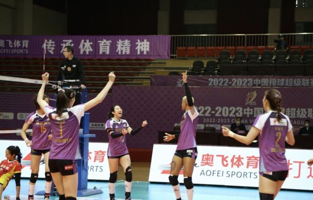 山猫直播-李盈莹+瓦尔加斯重炮施压 排超总决赛天津占先机