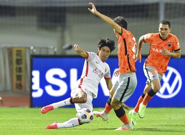 山猫体育直播-10年恩怨两茫茫？海港残阵迎宿敌：争夺前3的名次战